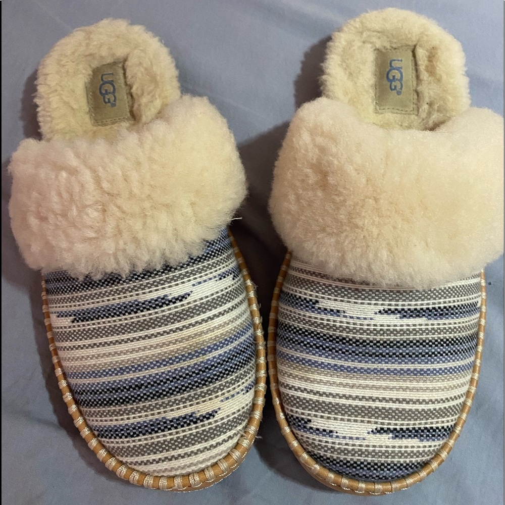 Stripe ugg